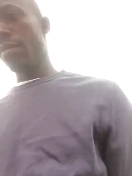 Snapshot of Pnice chatting on 11.17.25 Pnice online show from 11.17.25