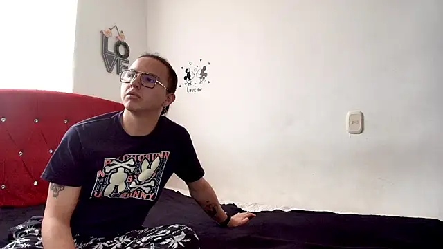 Husbands Horny online show from 03.10.26