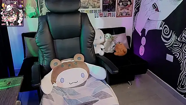 Yuhwan  online show from 09.20.25