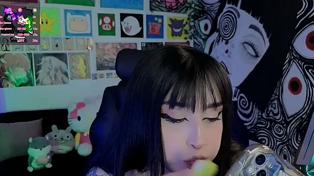 Yuhwan  online show from 11.07.25