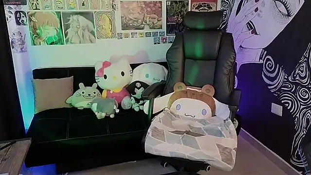 Yuhwan  online show from 11.09.25