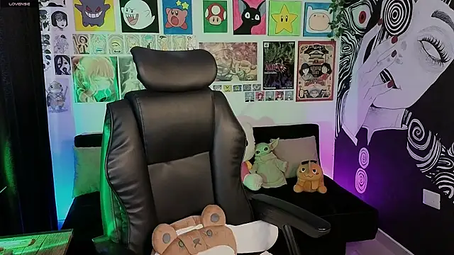 Yuhwan  online show from 02.26.26