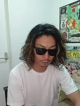 specialz0831 online show from 11.20.25