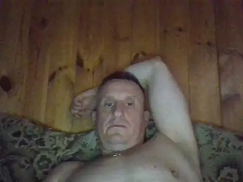 Snapshot of Maksymilian1 chatting on 05.17.26 Maksymilian1 online show from 05.17.26