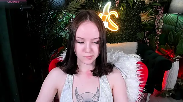 MarySparkle online show from 11.29.25