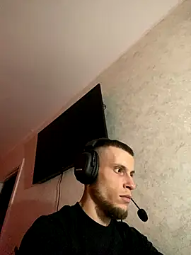 Snapshot of PUER4IK chatting on 09.10.25 PUER4IK online show from 09.10.25