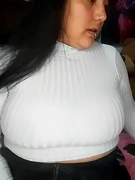 kittenFreyja  online show from 11.25.25