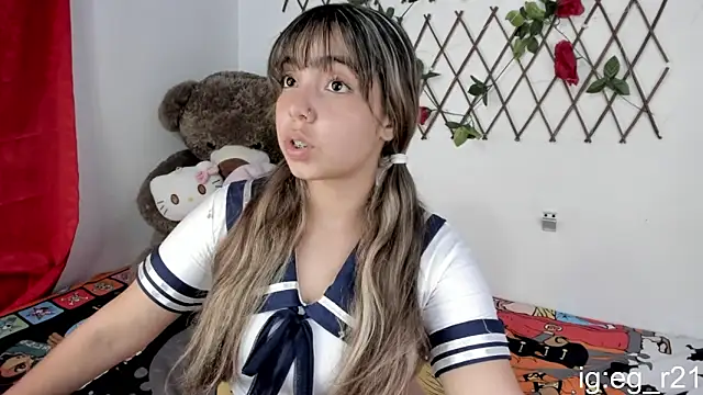 Snapshot of emma_grays2 chatting on 09.18.25 emma grays2 online show from 09.18.25