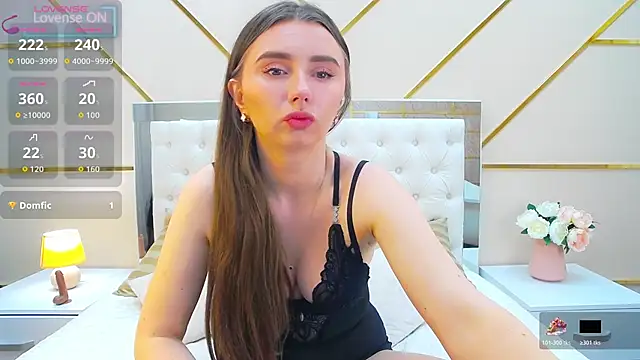 BeatriceAddams online show from 03.12.26