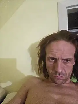 Snapshot of Danny19867 chatting on 10.09.25 Danny19867 online show from 10.09.25