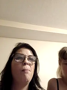 Neveah1 online show from 09.20.25