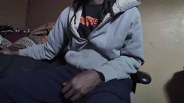 EYEzIAM online show from 02.01.26