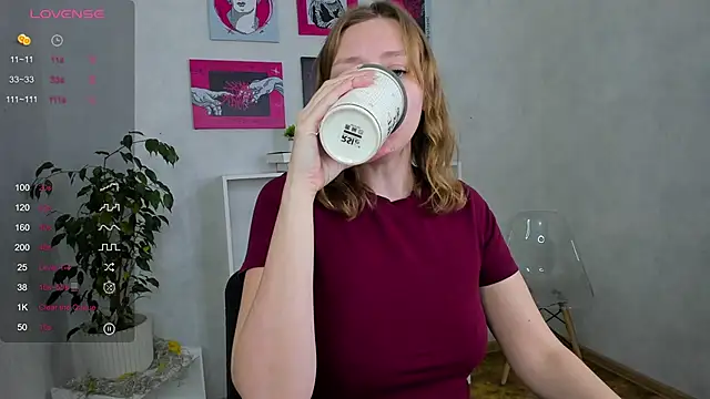 evashiny  online show from 11.24.25