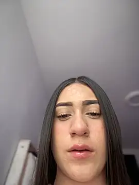 isabela l online show from 02.08.26