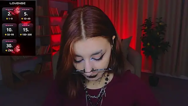 Snapshot of Mistress__Marcelline chatting on 06.27.26 Mistress Marcelline online show from 06.27.26