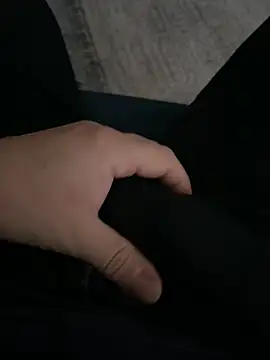 Snapshot of KAZANOVAA chatting on 11.27.25 KAZANOVAA online show from 11.27.25