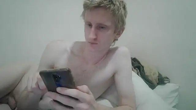 Snapshot of tcute0 chatting on 04.29.26 tcute0 online show from 04.29.26