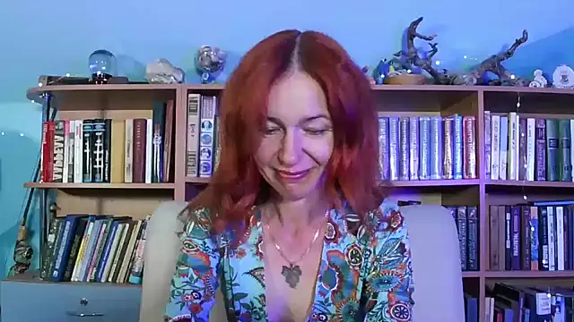 Snapshot of Foxilady357 chatting on 06.19.26 Foxilady357 online show from 06.19.26