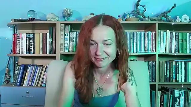 Snapshot of Foxilady357 chatting on 06.20.26 Foxilady357 online show from 06.20.26
