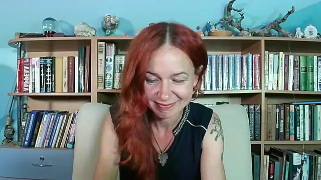 Snapshot of Foxilady357 chatting on 07.06.26 Foxilady357 online show from 07.06.26