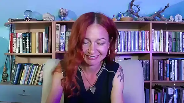 Snapshot of Foxilady357 chatting on 07.06.26 Foxilady357 online show from 07.06.26