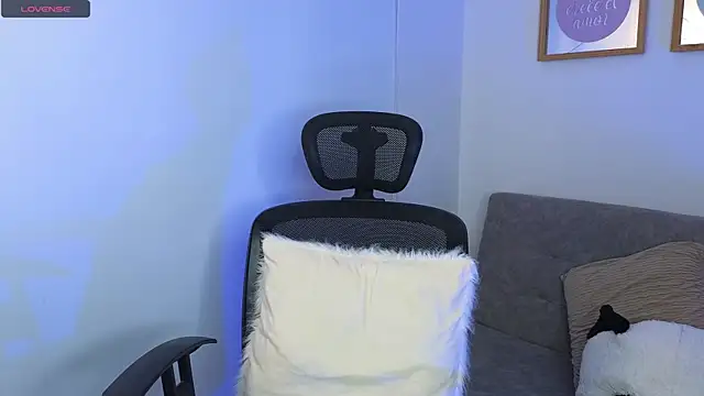 yulian vasquez online show from 09.24.25