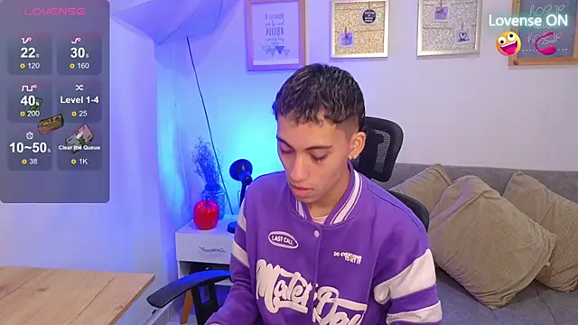 yulian vasquez online show from 11.13.25