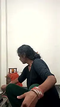 Guriya0076 online show from 11.24.25