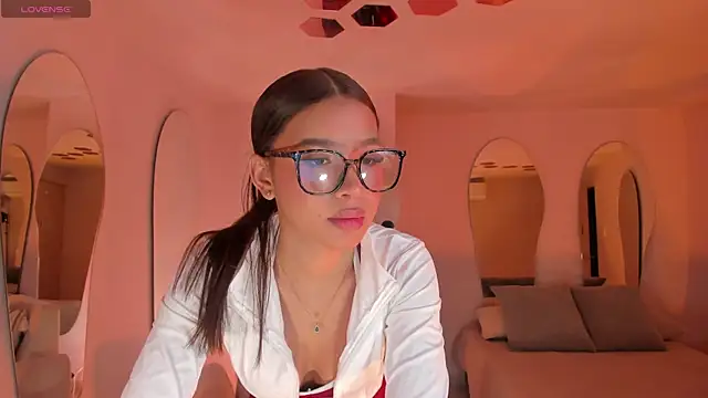 SophieHouston  online show from 07.01.26