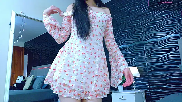 Ambar Bull online show from 10.22.25