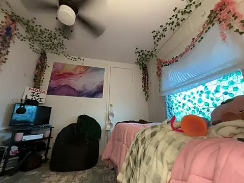 moan4mona online show from 04.16.26