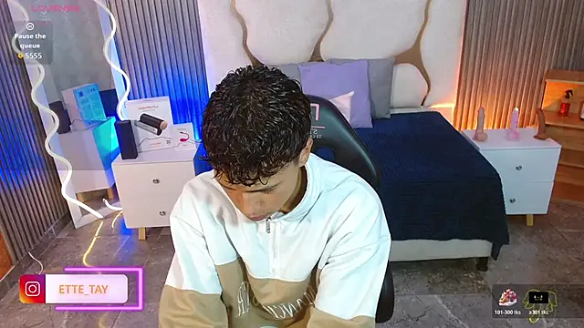 Ette tay online show from 11.15.25