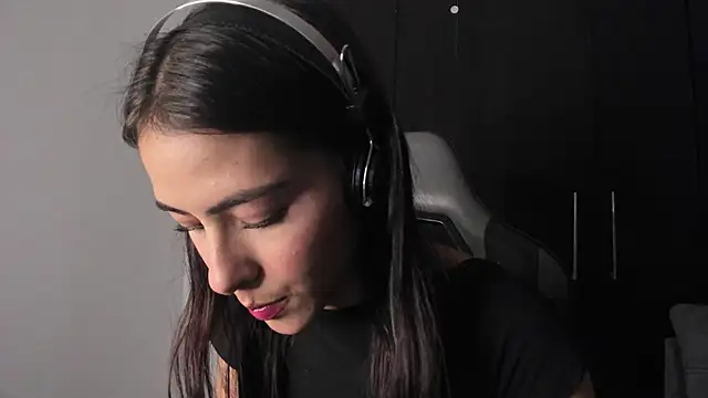 ValkaGrecco online show from 09.20.25