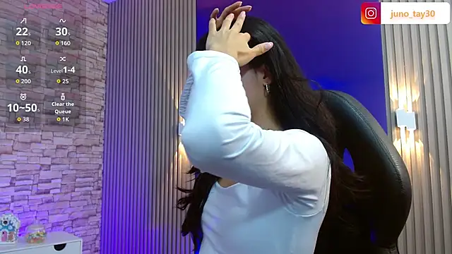 juno tay online show from 11.26.25