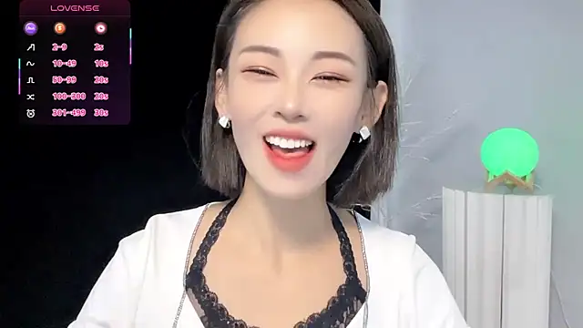 xiaoyue8888 online show from 09.13.25