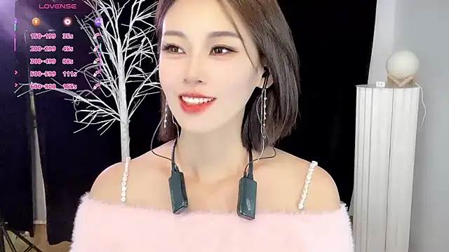 xiaoyue8888 online show from 10.24.25