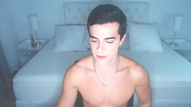 Snapshot of mr_hunterx chatting on 06.21.26 mr hunterx online show from 06.21.26