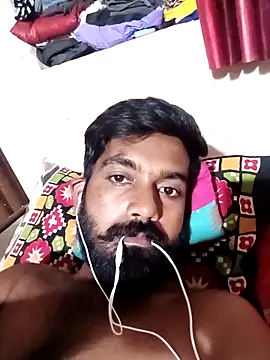 Snapshot of Ankisabki chatting on 10.13.25 Ankisabki online show from 10.13.25