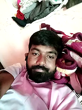 Snapshot of Ankisabki chatting on 10.31.25 Ankisabki online show from 10.31.25