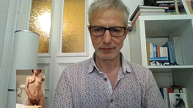 SexyLeon8 online show from 02.17.25