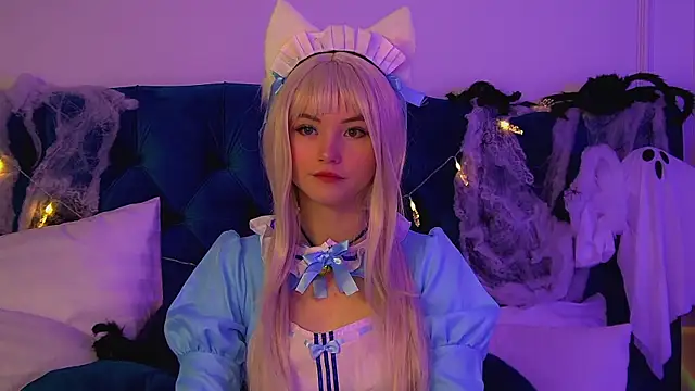 KeiraAsti online show from 10.31.25