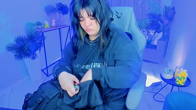 MaryHarrys online show from 09.17.25