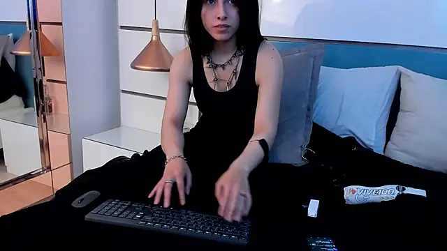 Ashkoreh online show from 12.04.25