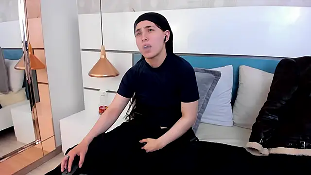 Ashkoreh online show from 04.20.26