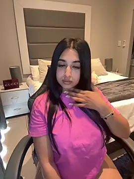 LilMisIndianx online show from 11.13.25