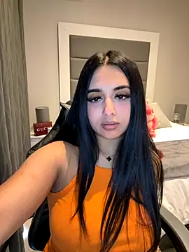 LilMisIndianx online show from 11.21.25