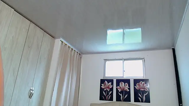 pinky f00x online show from 11.25.25