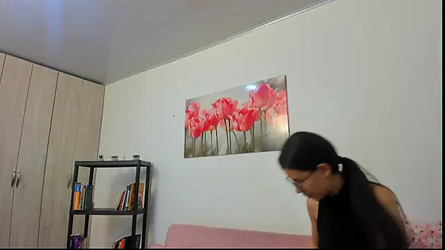 pinky f00x online show from 07.06.26