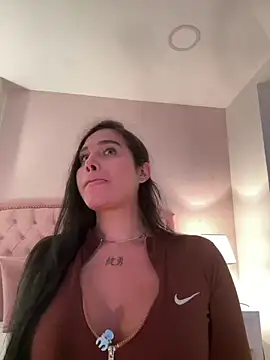 Bella  Wood online show from 07.19.26