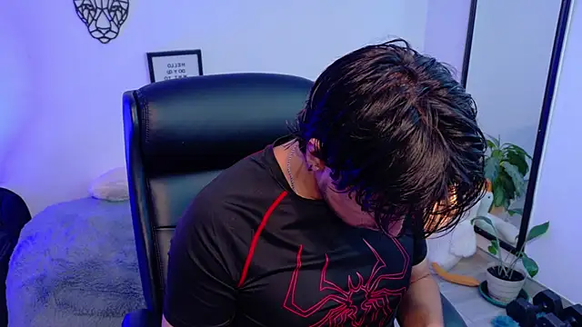 Elian savoy online show from 03.24.26